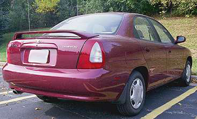 Daewoo_Nubira_15L2M.jpg